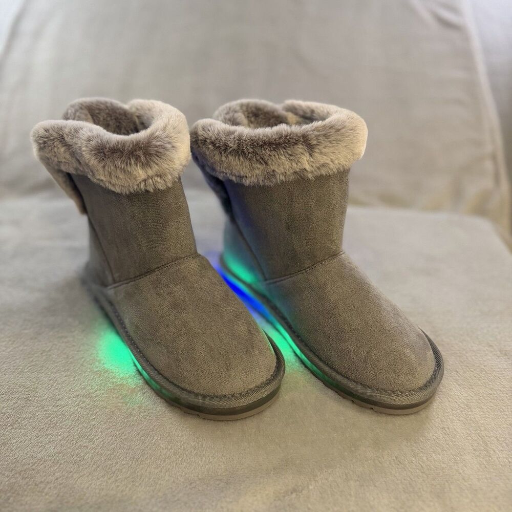 Sugar Girls Gray Faux Fur Lined Pull-On Ankle Bootie w/ Bow, US 3